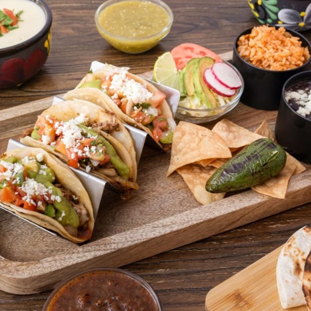 Mariachi Trio Tacos.