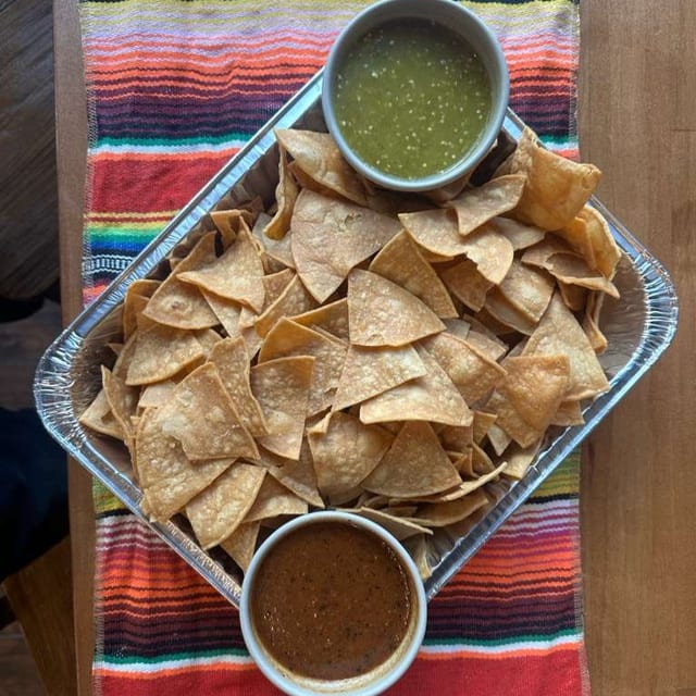 Chips & Salsa.