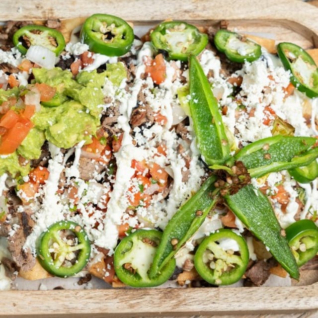 Nacho Momma's Nachos - Traditional Style.